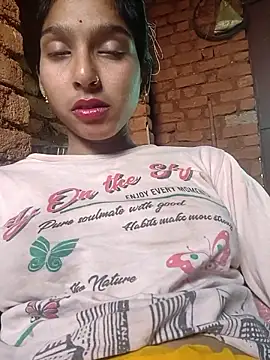 Snapshot of Yatiksha_Beby chatting on November 2025 07:51:02 AM Yatiksha Beby online show from November 2025 07:51:02 AM