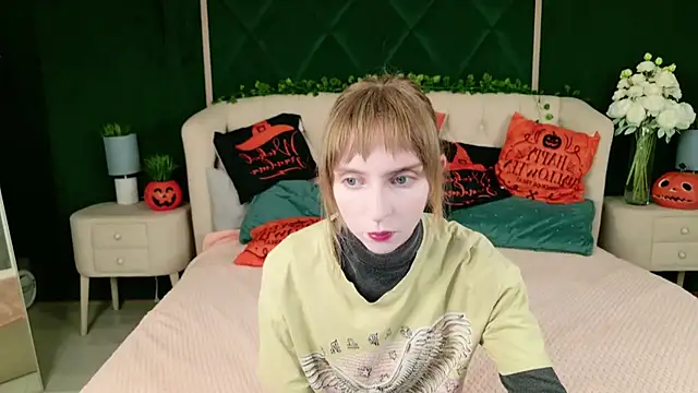 Beverly Gomes online show from October 2025 05:32:02 AM