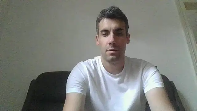 Snapshot of JulioIsHere4you chatting on September 2025 01:44:02 PM JulioIsHere4you online show from September 2025 01:44:02 PM