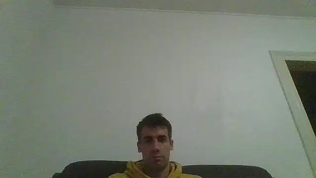 Snapshot of JulioIsHere4you chatting on October 2025 03:35:01 AM JulioIsHere4you online show from October 2025 03:35:01 AM