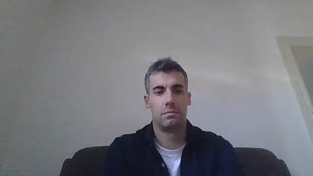 Snapshot of JulioIsHere4you chatting on October 2025 12:36:02 PM JulioIsHere4you online show from October 2025 12:36:02 PM