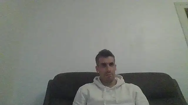 Snapshot of JulioIsHere4you chatting on October 2025 10:54:02 PM JulioIsHere4you online show from October 2025 10:54:02 PM