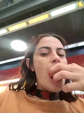 Almendrasexy online show from November 2025 04:53:01 PM