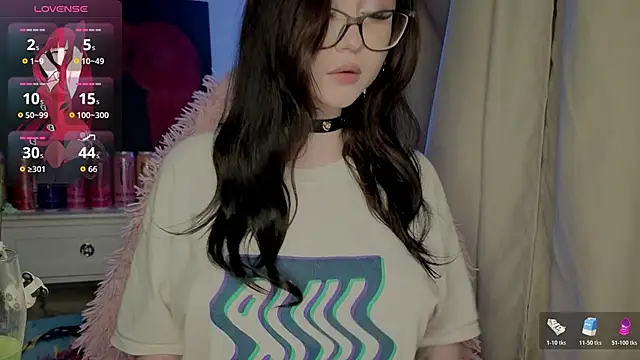 Snapshot of hornyprincess19 chatting on April 2026 05:37:01 PM hornyprincess19 online show from April 2026 05:37:01 PM