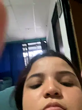 sofilop online show from September 2025 10:43:02 PM