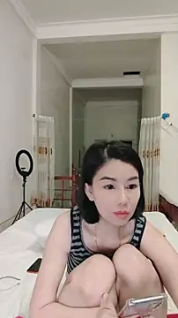 Snapshot of JunCii chatting on February 2026 12:57:01 PM JunCii online show from February 2026 12:57:01 PM