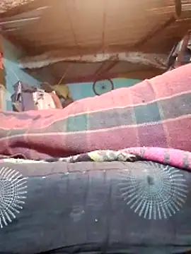 Snapshot of CUTE-004 chatting on January 2026 05:27:02 PM CUTE-004 online show from January 2026 05:27:02 PM