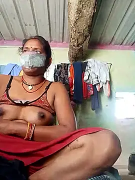 Snapshot of CUTE-004 chatting on February 2026 07:26:01 AM CUTE-004 online show from February 2026 07:26:01 AM