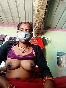 Snapshot of CUTE-004 chatting on March 2026 09:59:02 AM CUTE-004 online show from March 2026 09:59:02 AM