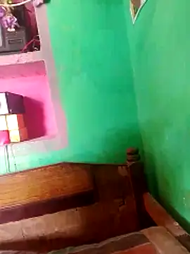 Snapshot of CUTE-004 chatting on March 2026 07:13:01 AM CUTE-004 online show from March 2026 07:13:01 AM