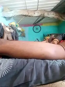 Snapshot of CUTE-004 chatting on March 2026 09:04:02 AM CUTE-004 online show from March 2026 09:04:02 AM