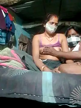 Snapshot of CUTE-004 chatting on April 2026 05:46:01 PM CUTE-004 online show from April 2026 05:46:01 PM