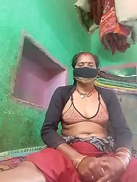 Snapshot of CUTE-004 chatting on April 2026 08:41:02 AM CUTE-004 online show from April 2026 08:41:02 AM