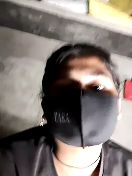 Janvi Jaitly online show from November 2025 06:19:02 PM