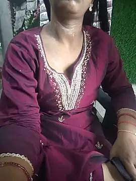 Snapshot of your_favourite_bhabhi chatting on July 2026 07:06:01 AM your favourite bhabhi online show from July 2026 07:06:01 AM
