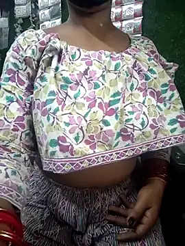 Snapshot of your_favourite_bhabhi chatting on August 2026 06:05:02 AM your favourite bhabhi online show from August 2026 06:05:02 AM