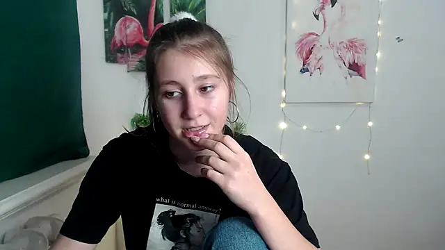 Milka kamila online show from October 2025 01:46:02 PM