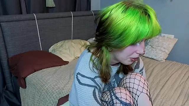 Snapshot of KandraCruser chatting on October 2025 08:28:01 PM KandraCruser online show from October 2025 08:28:01 PM