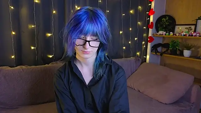 Snapshot of KandraCruser chatting on April 2026 08:43:02 PM KandraCruser online show from April 2026 08:43:02 PM