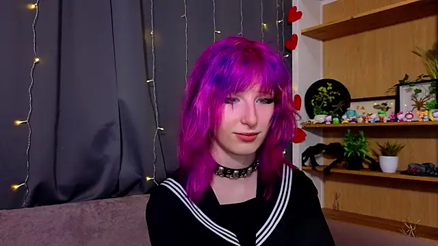 Snapshot of KandraCruser chatting on April 2026 08:28:01 PM KandraCruser online show from April 2026 08:28:01 PM