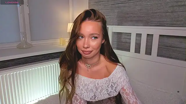 Snapshot of NedraLober chatting on November 2025 07:18:02 AM NedraLober online show from November 2025 07:18:02 AM