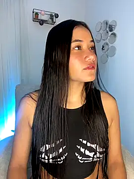 AlisxxnFx online show from November 2025 03:59:02 AM