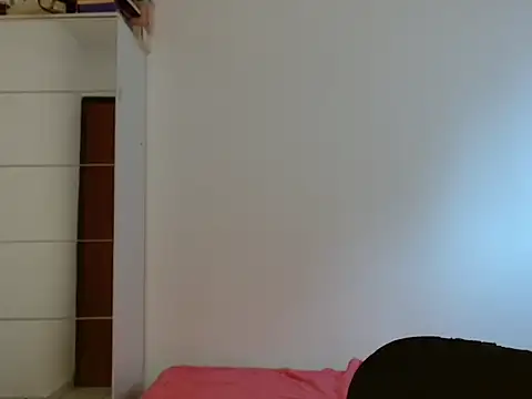 ApenasLys online show from April 2026 10:32:02 AM