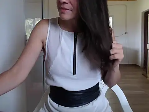 Snapshot of Missforever chatting on November 2025 03:22:01 PM Missforever online show from November 2025 03:22:01 PM