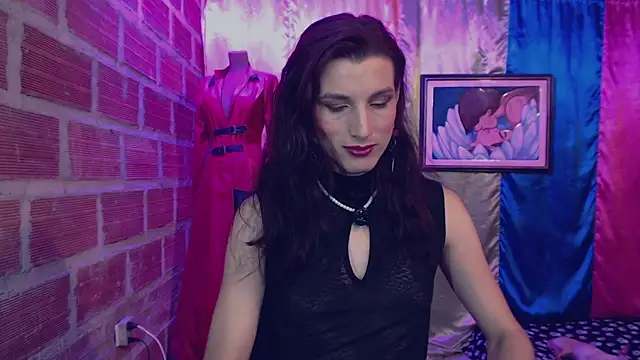 Moira-Hot online show from November 2025 10:22:02 PM