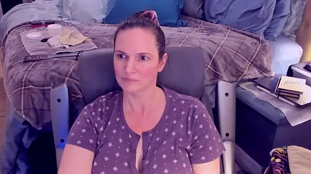 ninajaymes online show from January 2025 08:45:01 AM