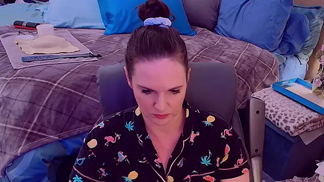 ninajaymes online show from September 2025 09:49:02 PM