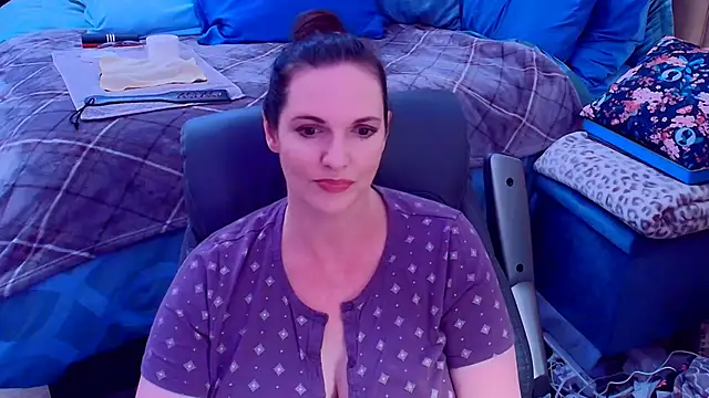 ninajaymes online show from July 2026 10:41:01 PM