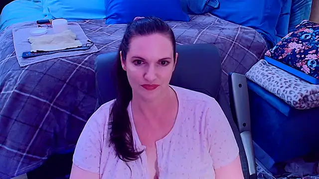 ninajaymes online show from July 2026 10:18:02 PM