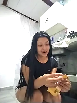 Coralaine 96 online show from September 2025 03:55:02 PM