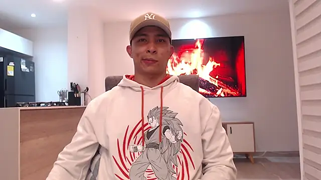 Snapshot of Auron_Demon01 chatting on September 2025 04:34:02 AM Auron Demon01 online show from September 2025 04:34:02 AM