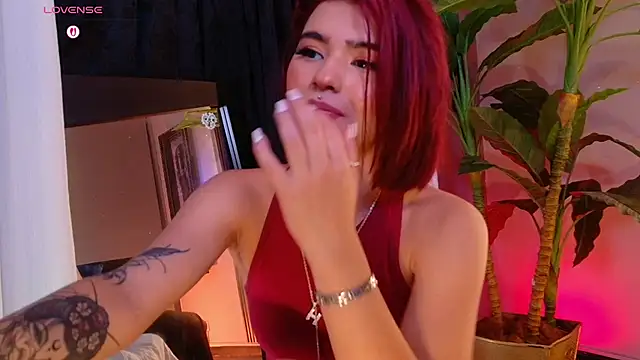 Snapshot of La_Diabla_111_ chatting on December 2025 08:50:02 PM La Diabla 111 online show from December 2025 08:50:02 PM