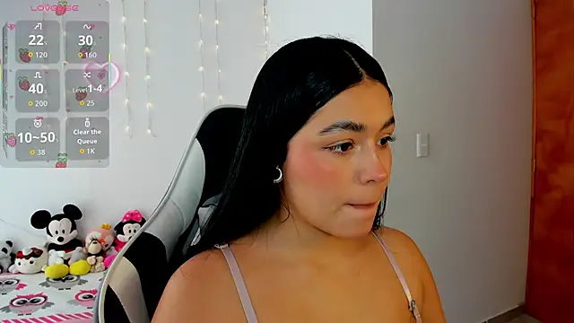 AvaScott  online show from January 2026 06:10:01 PM