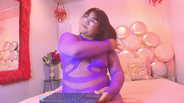 Snapshot of Rebeca_jackson chatting on November 2025 07:37:01 PM Rebeca jackson online show from November 2025 07:37:01 PM