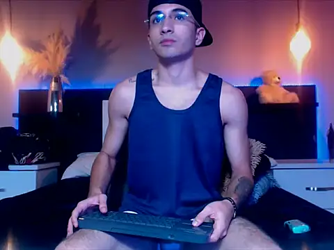 eriikjoness online show from October 2025 04:43:02 AM