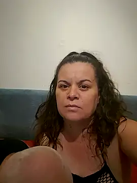 PerleRaree online show from June 2026 08:11:01 PM