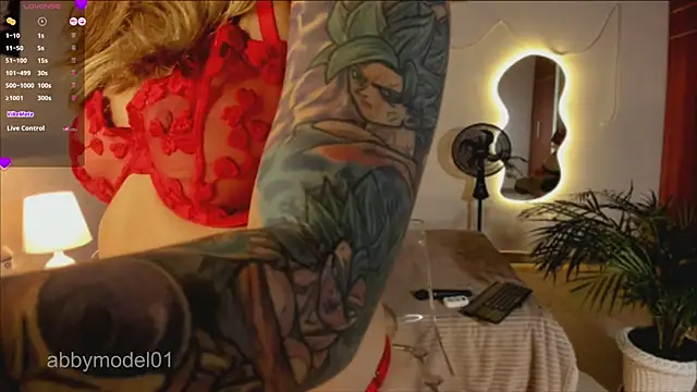 Snapshot of AbbyModel01 chatting on October 2025 09:48:01 PM AbbyModel01 online show from October 2025 09:48:01 PM