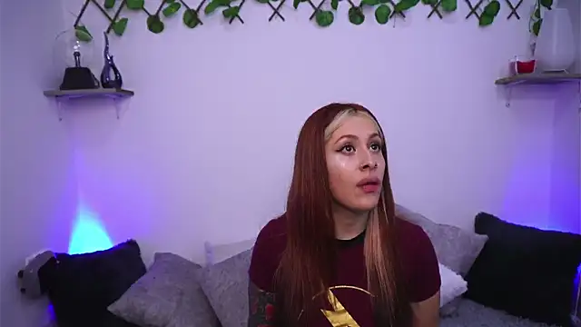 Snapshot of SophiieCumsx chatting on September 2025 12:29:01 PM SophiieCumsx online show from September 2025 12:29:01 PM