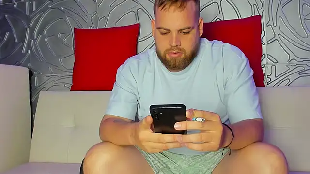 Sweetberryhot online show from October 2025 07:30:02 PM