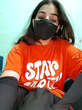 Snapshot of the_saavi chatting on April 2026 03:57:02 PM the saavi online show from April 2026 03:57:02 PM