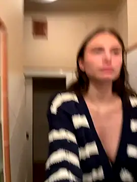 SophiiaStarr online show from November 2025 05:46:02 PM