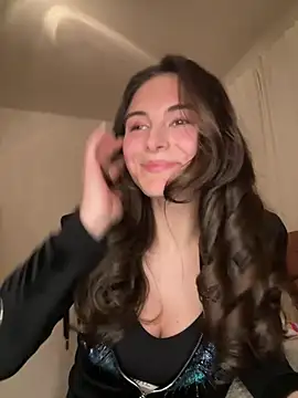 SophiiaStarr online show from April 2026 07:58:01 PM