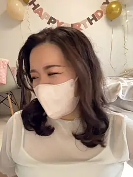 Snapshot of NATSUMI00 chatting on October 2025 05:05:01 AM NATSUMI00 online show from October 2025 05:05:01 AM