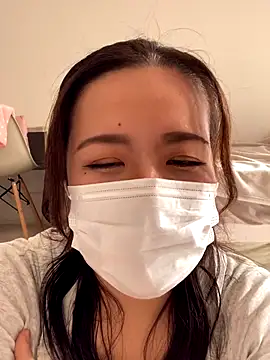 Snapshot of NATSUMI00 chatting on October 2025 05:43:02 AM NATSUMI00 online show from October 2025 05:43:02 AM