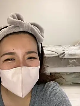 Snapshot of NATSUMI00 chatting on October 2025 05:52:01 AM NATSUMI00 online show from October 2025 05:52:01 AM