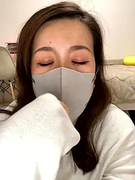 Snapshot of NATSUMI00 chatting on November 2025 03:32:02 PM NATSUMI00 online show from November 2025 03:32:02 PM